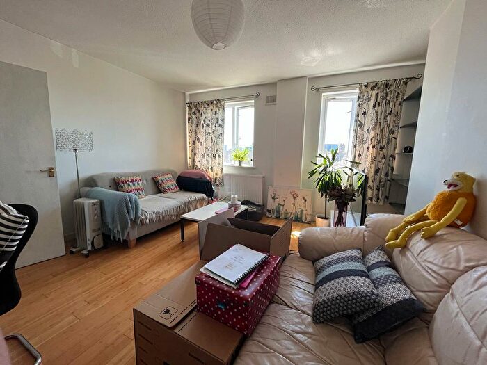 2 Bedroom Apartment To Rent In Redmires Court, Eccles New Road, Salford, M5