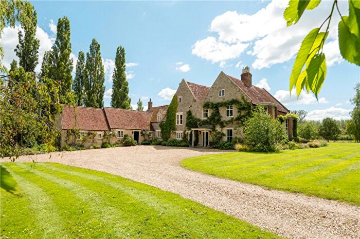 5 Bedroom Detached House For Sale In Chiselhampton, Oxford, Oxfordshire, OX44