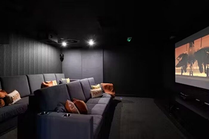 1 Bedroom Flat To Rent In Bristol, BS2