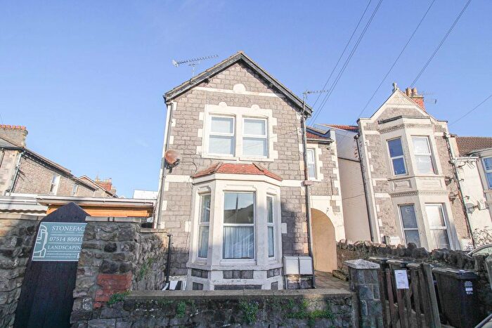 2 Bedroom Flat For Sale In Clarendon Road, Weston-Super-Mare, BS23