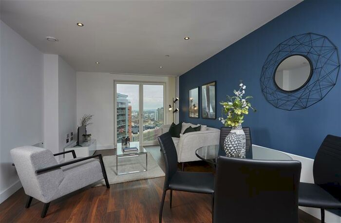 2 Bedroom Apartment To Rent In New Bridge Road Salford, M3
