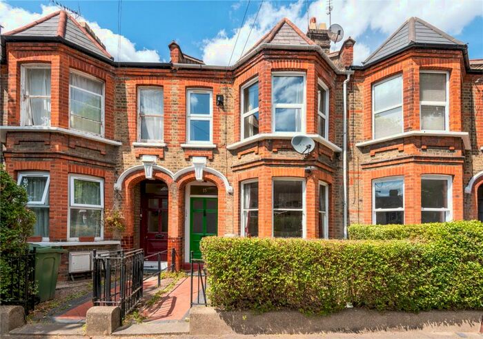 1 Bedroom Flat To Rent In Cornwallis Road, Walthamstow, London, E17