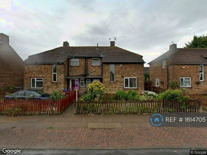 3 Bedroom Terraced House To Rent In Redbourne Road, Grimsby, DN33