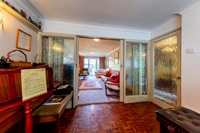 5 Bedroom Detached House For Sale In Guilden Green, Guilden Sutton, CH3