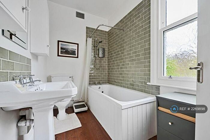 1 Bedroom Flat To Rent In Benthal Road, London, N16