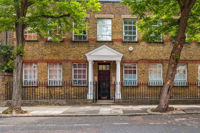 1 Bedroom Flat To Rent In College Terrace, Bow, London, E3