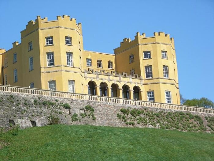 2 Bedroom Flat To Rent In The Dower House, Parnell Road, BS16