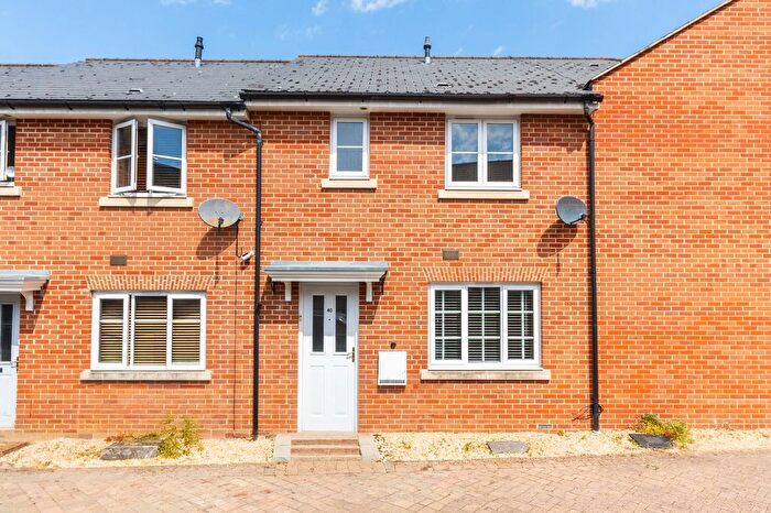 3 Bedroom Terraced House For Sale In Kempley Close, Cheltenham, GL52
