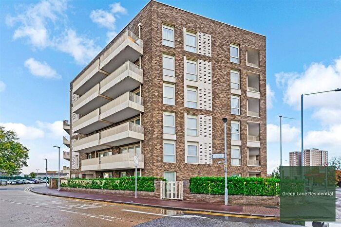 1 Bedroom Flat For Sale In Saddler House, Dagenham, RM10