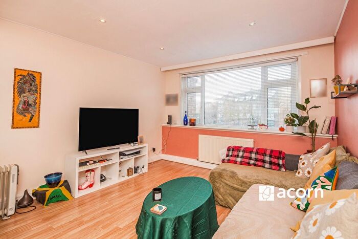 1 Bedroom Parking To Rent In Lordship Lane, London, SE22