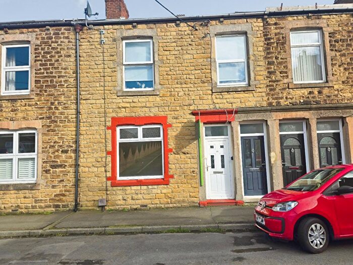 2 Bedroom Flat To Rent In Gladstone Street, Consett, Durham, DH8
