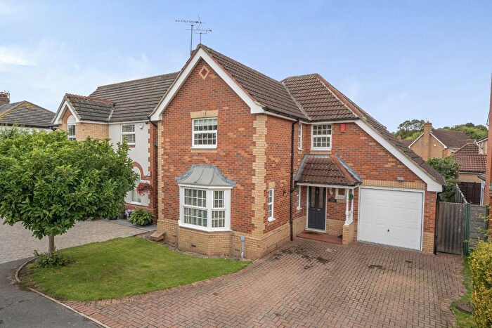 4 Bedroom Detached House For Sale In Kingfisher Reach, Collingham, Wetherby, West Yorkshire, LS22