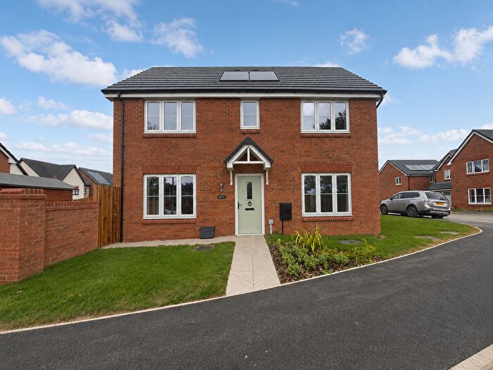 3 Bedroom Semi-Detached House To Rent In Rowen Close, Broughton, Lancashire, PR3
