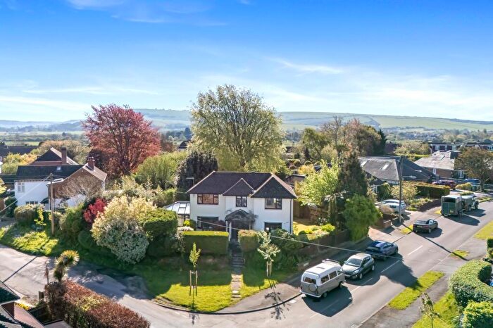 4 Bedroom Detached House To Rent In Saxon Road, Steyning, BN44