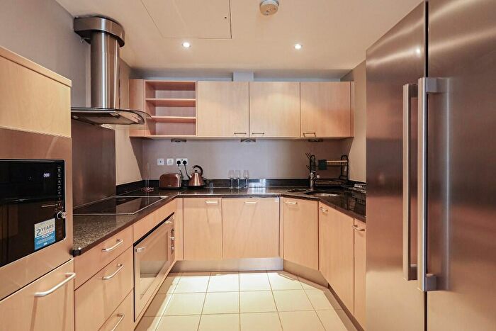 2 Bedroom Apartment To Rent In The Galleries, Abbey Road, St Johns Wood, NW8