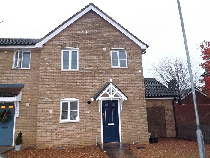 3 Bedroom Semi-Detached House To Rent In Bennett Street, Downham Market, PE38