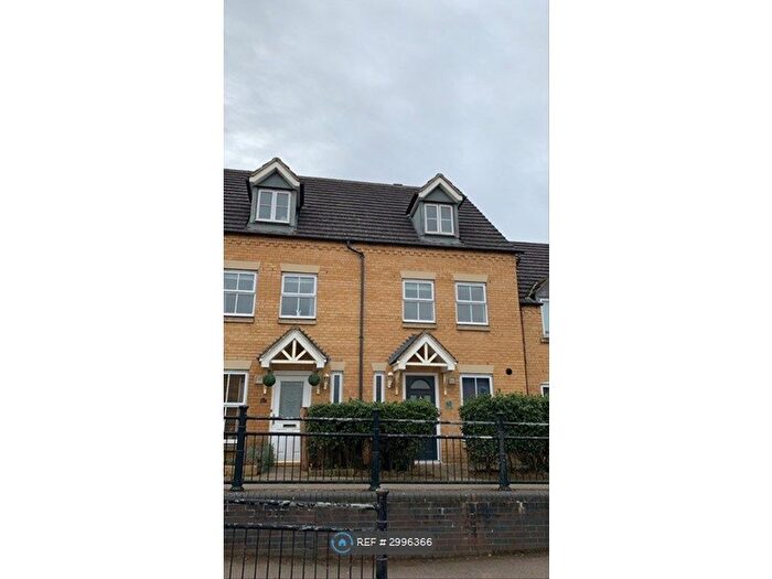 3 Bedroom Semi-detached House To Rent In School Lane, Higham Ferrers, Rushden, NN10