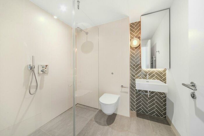 2 Bedroom Flat To Rent In Atlas Building, EC1V