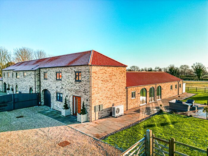 3 Bedroom Barn Conversion For Sale In Thornton Hill, North Owersby, LN8