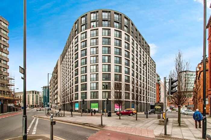 1 Bedroom Apartment To Rent In Piccadilly Place, Manchester, Greater Manchester, M1