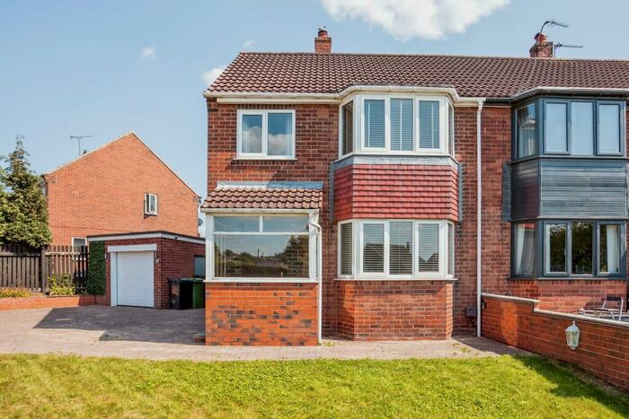 3 Bedroom Semi-Detached House To Rent In Woodland Crescent, Swillington, Leeds, West Yorkshire, LS26