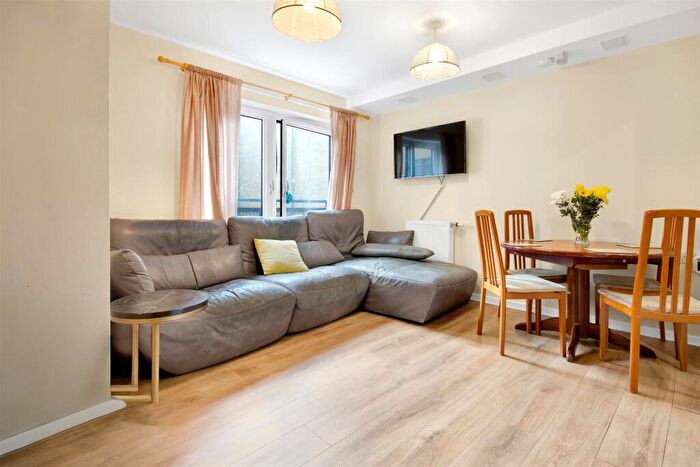1 Bedroom Flat For Sale In London Road, Croydon, CR0