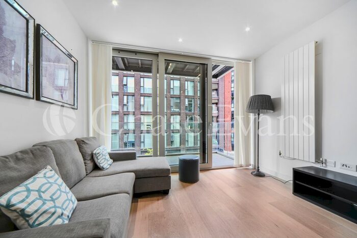2 Bedroom Flat To Rent In Admiralty Avenue, Docklands, London, E16