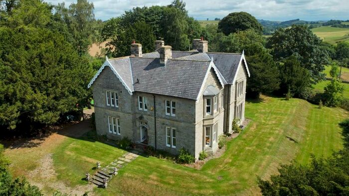 6 Bedroom Detached House For Sale In Low Row, Brampton, CA8