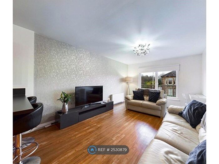 2 Bedroom Flat To Rent In Carmyle Avenue, Glasgow, G32