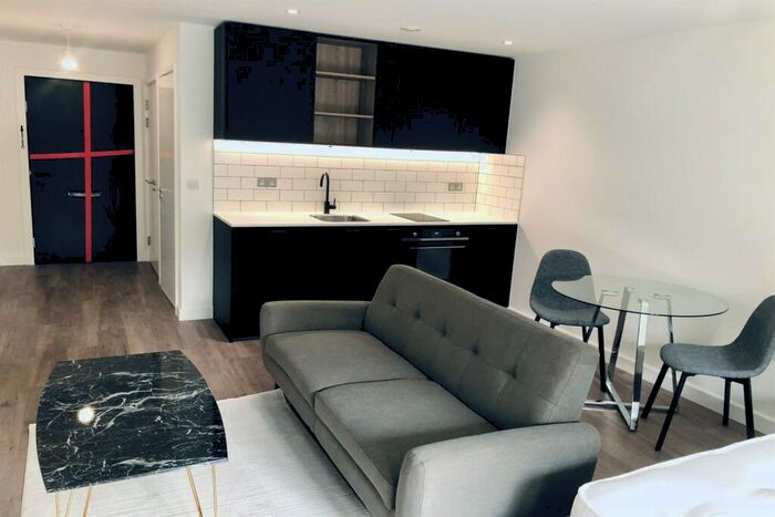 Apartment To Rent In Fermont House, Beaufort Square, NW9