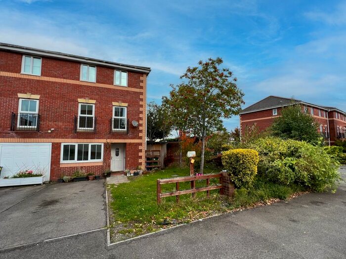 4 Bedroom End Of Terrace House To Rent In Armoury Drive, Heath, CF14