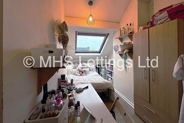 1 Bedroom Terraced House To Rent In Room, Ashville Terrace, Leeds, LS6