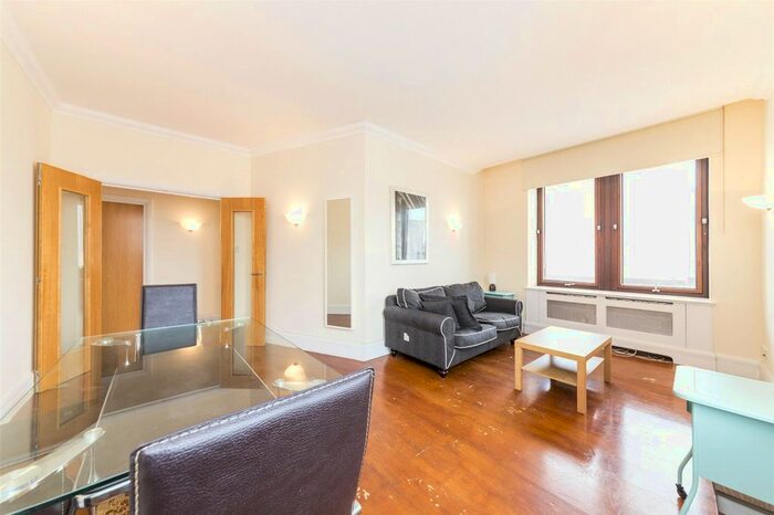 2 Bedroom Flat To Rent In Belvedere Road, London, SE1