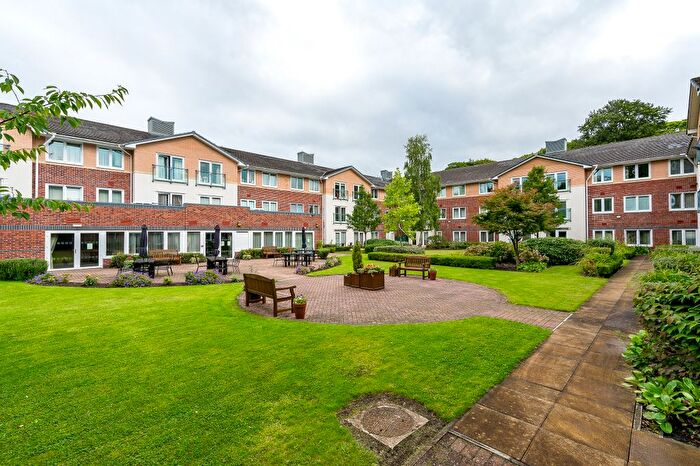 1 Bedroom Flat For Sale In Heyeswood, Haydock, Haydock, WA11