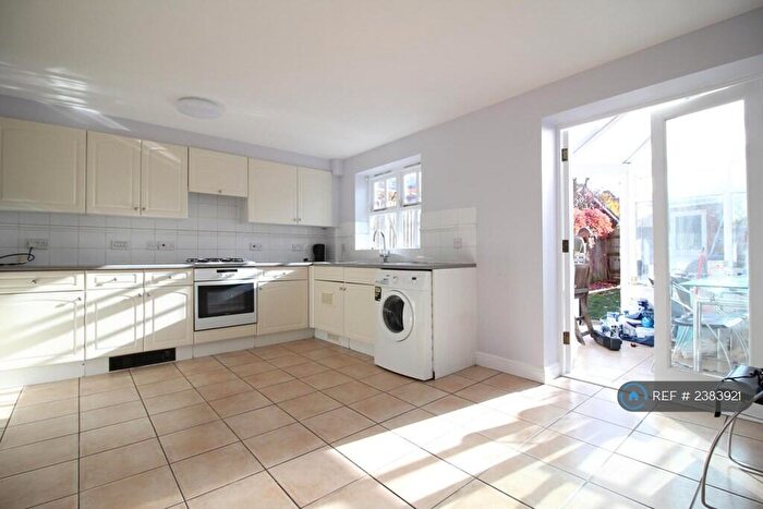 4 Bedroom Terraced House To Rent In Victoria Road, Mitcham, CR4