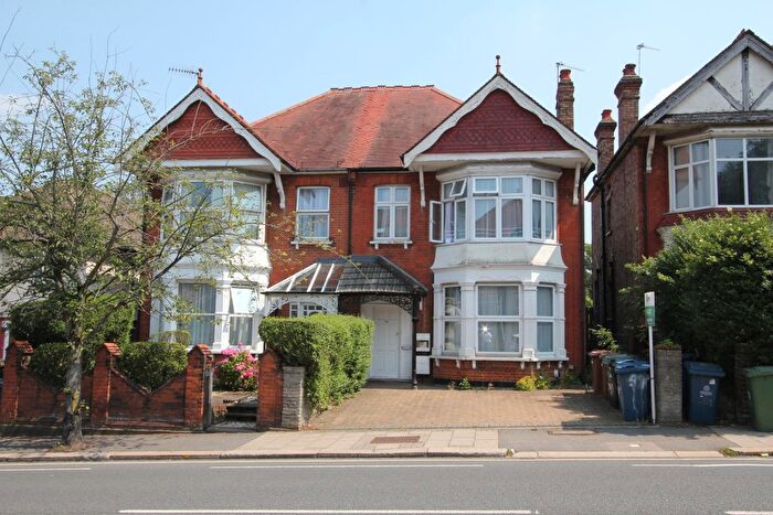 2 Bedroom Flat For Sale In Harrow View, HA1