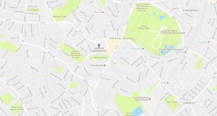 2 Bedroom Apartment To Rent In Gatestone Road, London, SE19