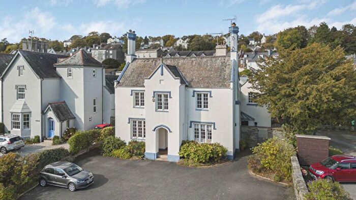 4 Bedroom Detached House For Sale In Plymouth Road, Tavistock, PL19