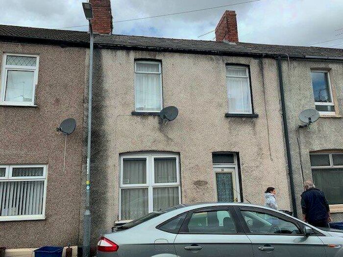 1 Bedroom Flat To Rent In Downing Street, Newport, NP19