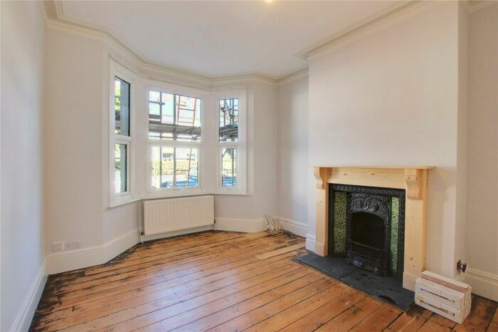 3 Bedroom Terraced House To Rent In Ashdown Road, Worthing, West Sussex, BN11