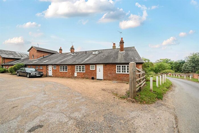 2 Bedroom Cottage To Rent In Guileshill Lane, Ockham, GU23
