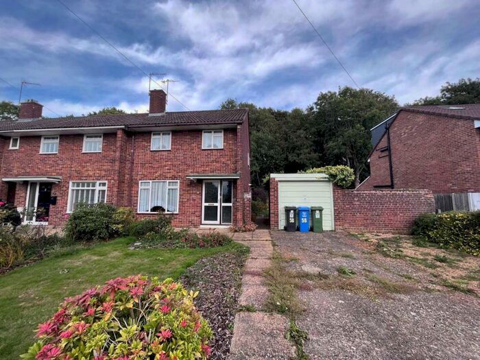 2 Bedroom End Of Terrace House To Rent In Briery Way, Adeyfield, HP2