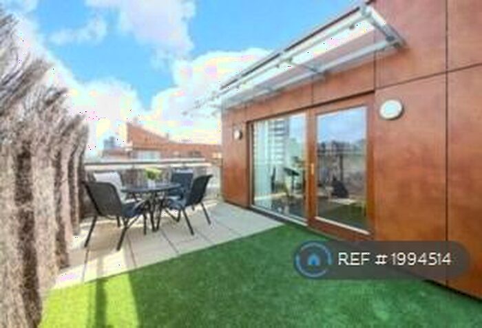 2 Bedroom Penthouse To Rent In Steward House, London, E3