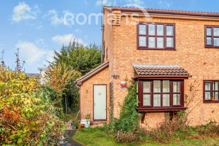 1 Bedroom Semi-Detached House To Rent In Simpson Close, SL6