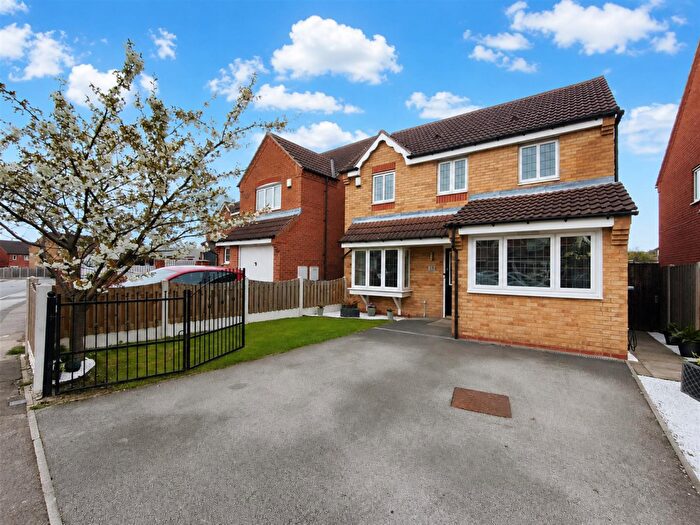 4 Bedroom Detached House For Sale In Brettas Park, Monk Bretton, Barnsley, S71