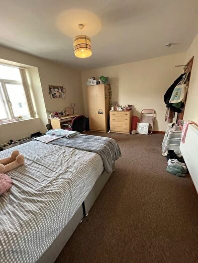 6 Bedroom Maisonette To Rent In Burrows Road, Swansea, SA1