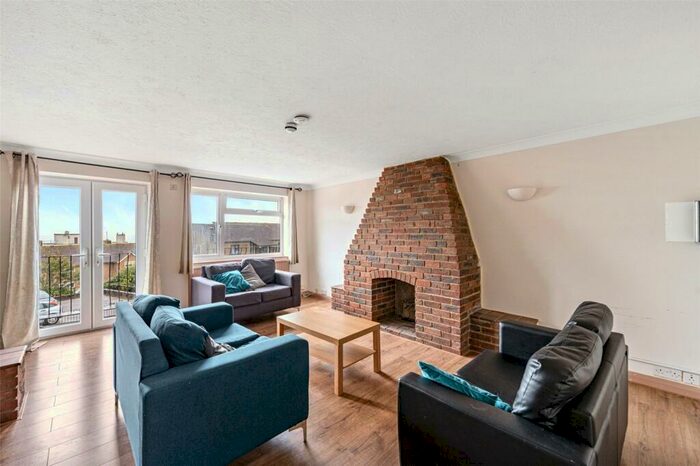 5 Bedroom End Of Terrace House To Rent In Slinfold Close, Brighton, East Sussex, BN2