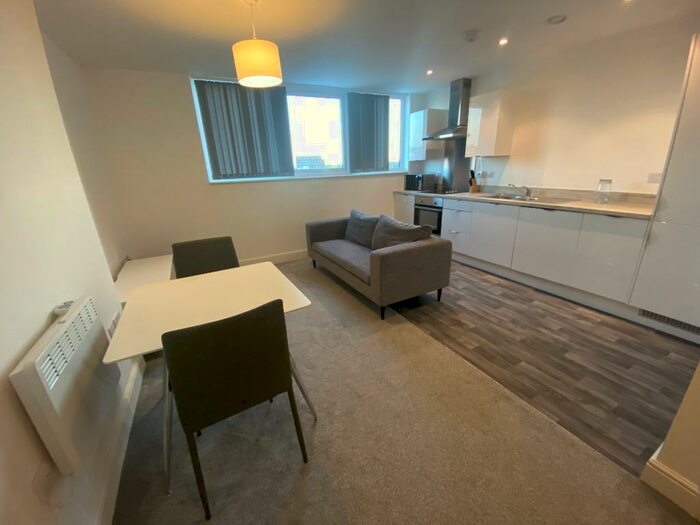 1 Bedroom Flat To Rent In Fleming Way, Town Centre, Swindon, SN1