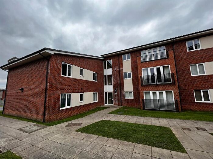 2 Bedroom Apartment For Sale In Pickering Place, Durham, DH1