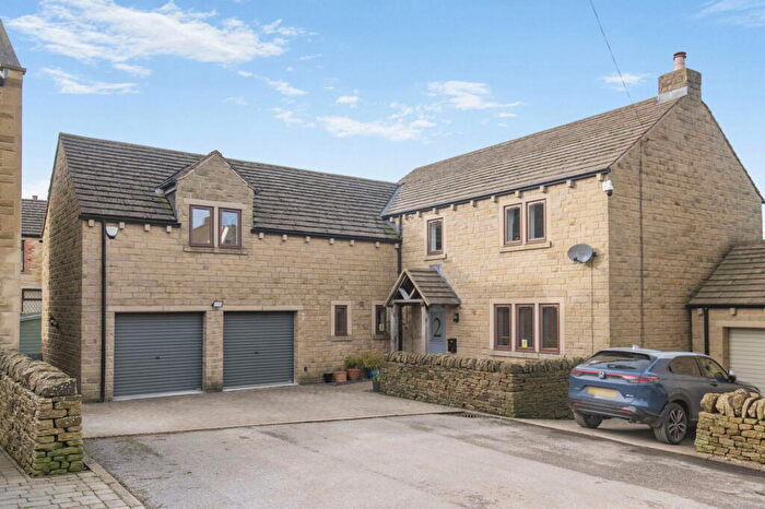 5 Bedroom Detached House For Sale In The Croft, Thurgoland, Sheffield, S35